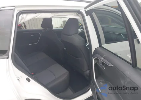 2024 Toyota Rav4 Xle z USA, uszkodzony, nr VIN 2T3P1RFV9RW467932